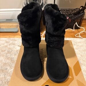 Koolaburra by UGG W Dezi Short Boot in Black